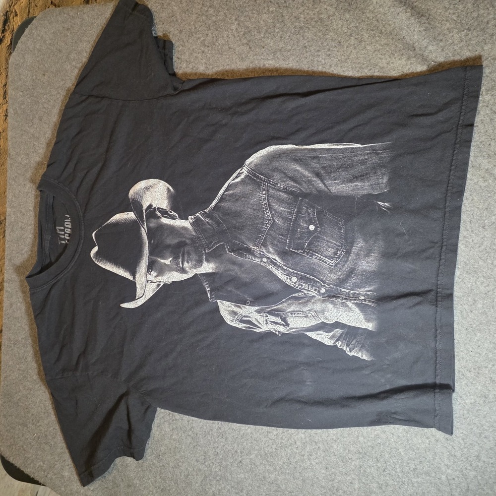 Tim McGraw Tour T-shirt Size Large D1